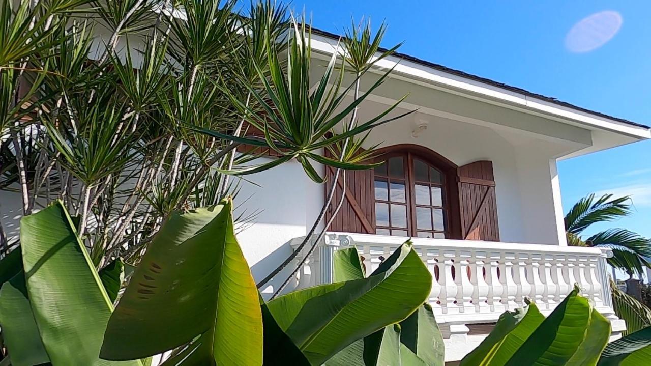 Domaine Saint-Francois Hotel Exterior photo